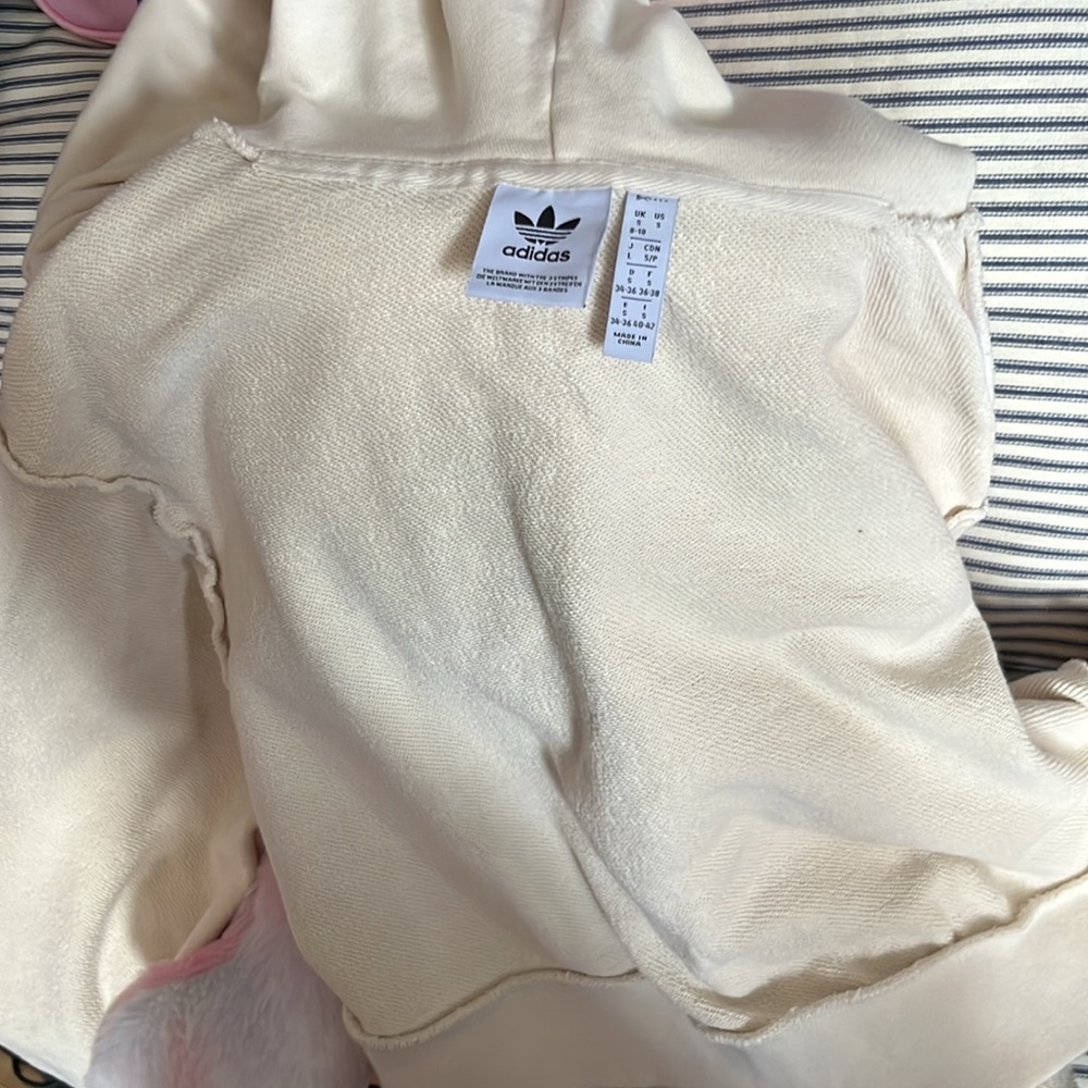 Adidas Sweater - Picture 3 of 9